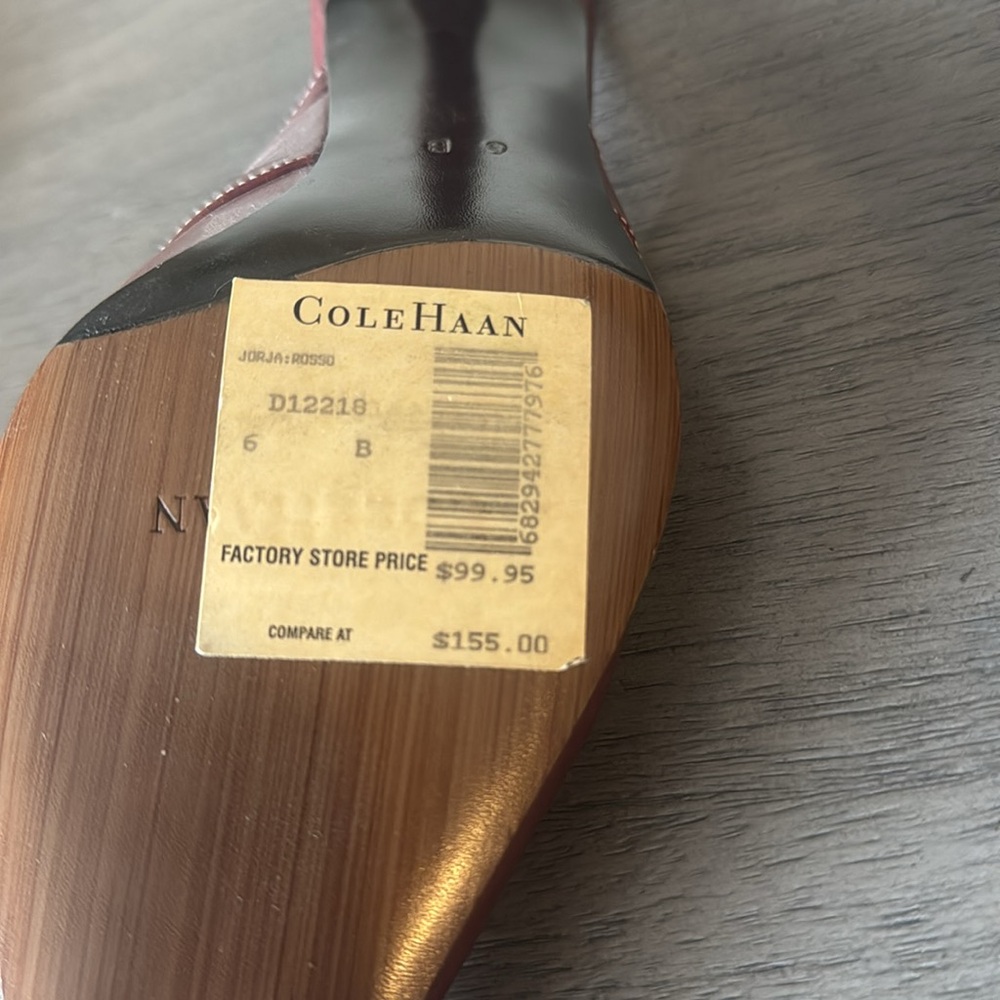 Elegant Burgundy Leather Cole Haan Heels - Picture 6 of 9